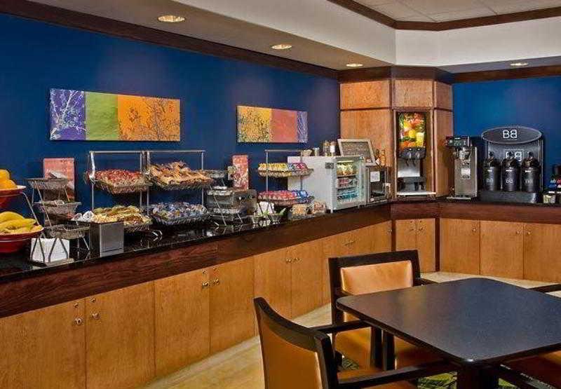 Fairfield Inn And Suites By Marriott Oklahoma City Airport Ristorante foto